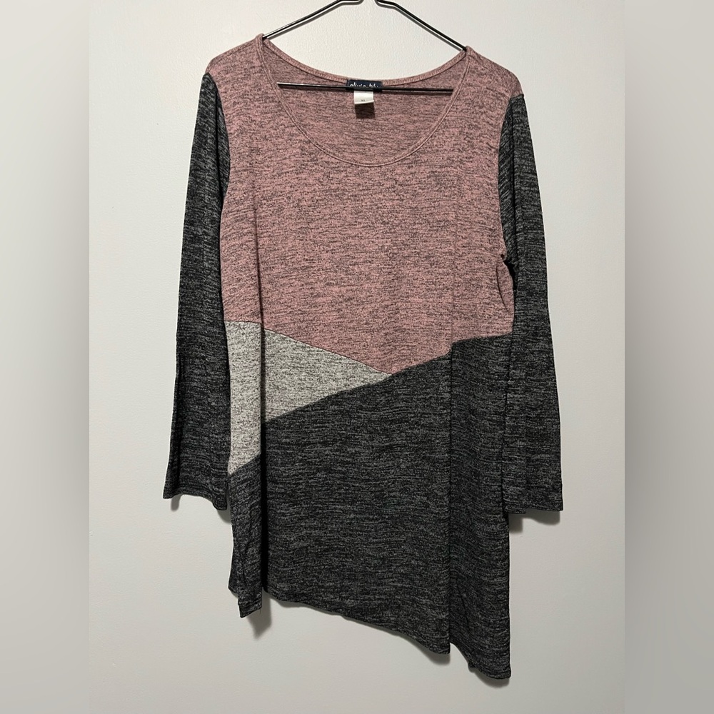 Colorblock XL Long Sleeve Tunic Top